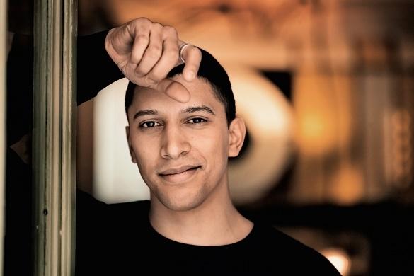 Andreas Bourani ist heute Abend im Kölner Treff zu sehen. Der sympathische Sänger wird eine Akustikversion seiner Single Ultraleicht live performen. Andreas Bourani Kölner Treff