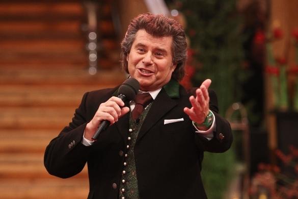 Andy Borg hat mit Erfolg für die Fortsetzung des Musikantenstadls gekämpft. Doch nun ist er ein Opfer der Verjüngungskur. Andy Borg Musikantenstadl Abschied