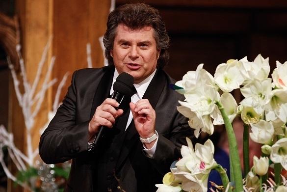Andy Borg singt 33 Jahre Adios Amor. Seine neue CD wird heute veröffentlicht. Andy Borg 33 Jahre