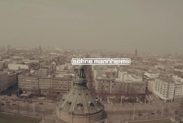 Mit EvoluZion liefern die Söhne Mannheims nicht nur ein Best of-Album, sondern auch neue Titel. Söhne Mannheims Rosenblätter