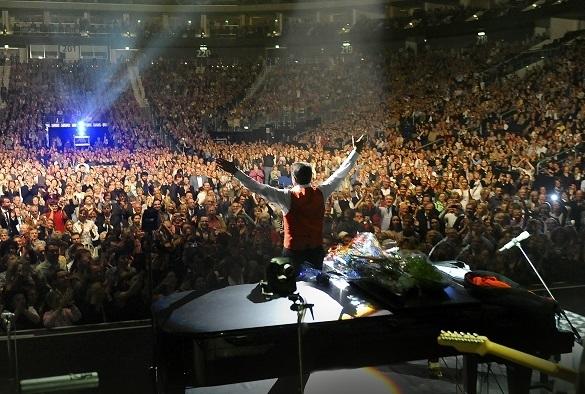 Udo Jürgens war einer der ganz Großen der Musikbranche. Seine Lieder verkauften sich millionenfach und bleiben auch nach seinem Ableben ein unvergessenes musikalisches Erbe. Udo Jürgens letztes Konzert