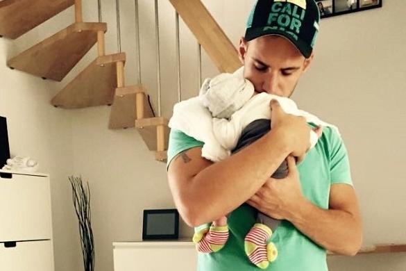 Lange Wochen mussten Sarah und Pietro um ihren Nachwuchs bangen. Jetzt darf Baby Alessio nach Hause. Pietro Lombardi Sohn Alessio