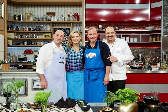 Heute wird sich zeigen ob Linda Hesse kochen kann. Wie werden ihre Spareribs wohl schmecken? Lafer Lichter Linda Hesse