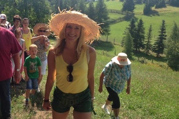 Stefanie Hertel ging schon im letzten Jahr mit ihren Fans auf Wanderung. Dieses Jahr ging es in ihre Heimat. Stefanie Hertel Fanwanderung