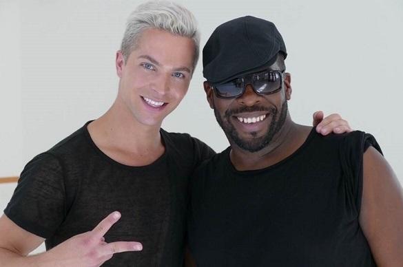 Der internationale Star-Choreograph Marvin A. Smith arbeitete bereits mit Helene Fischer, Jennifer Lopez und Madonna. Aktuell sitzt er in der Jury von Got to Dance. Julian David Marvin A. Smith