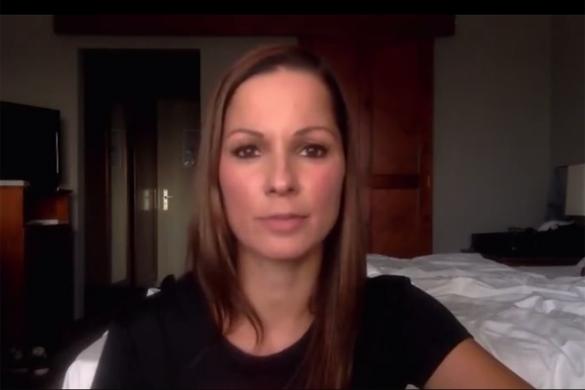 Selbst von Madsen nominiert, ruft sie ihre Kollegen von Sing meinen Song zur Stellungnahme auf. Christina Stürmer #showyourface
