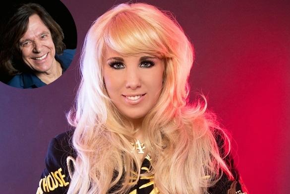 Zoff am Ballermann: Annemarie Eilfeld ist der Ballermann zu porno. Das sehen Nackt-Sängerin Mia Julia und Jürgen Drews nicht so. Annemarie Eilfeld Mallorca