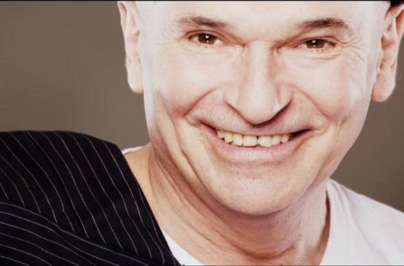 Peter Sebastian hat gemeinsam mit vielen weiteren Kollegen die schönsten und emotionalsten Weihnachtsgeschichten niedergeschrieben. Peter Sebastian Buch Unfallkinder