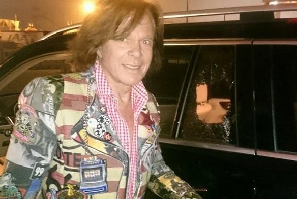 Für Jürgen Drews gab es am Montagabend ausnahmsweise wenig zu lachen. Der 70-Jährige wurde ausgeraubt. Jürgen Drews Autodiebstahl