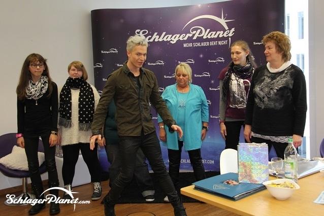 Tanzen gelernt hat Julian von Star-Choreograph Marvin A. Smith. Julian David Meet Greet München