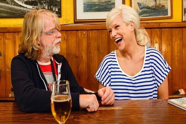 Ina Müller empfängt heute Abend unter anderem Helge Schneider und den Hip-Hopper MoTrip. Inas Nacht Helge Schneider