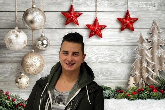 Bei Andreas Gabalier und seiner Familie kommt an Weihnachten Fondue auf den Tisch. Andreas Gabalier Weihnachten Silvester