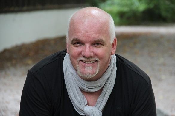 DJ Ötzi wird heute 45. Wir wünschen alles Gute! DJ Ötzi Geburtstag