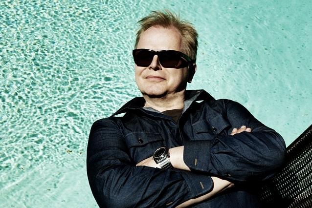 „Grönemeyer – Live in Wien 2015“ im Spätprogramm gibt es heute Abend, am 10.01.2016, im WDR Fernsehen. Herbert Grönemeyer Live Wien 2015