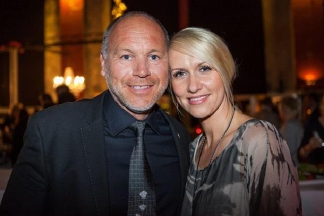Olaf Henning ist schwer verliebt. Seine neue Freundin ist 22 Jahre jung – er selbst ist 47. Olaf Henning Trennung neue Freundin