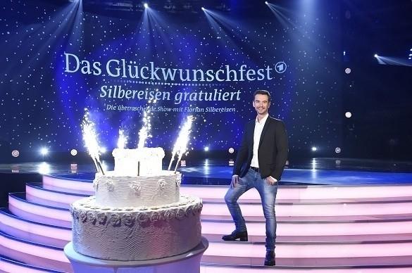 Andrea Berg feierte am 28. Januar ihren 50. Geburtstag. Florian Silbereisen gratuliert seiner Schlagerkollegin. Florian Silbereisen Glückwunschfest
