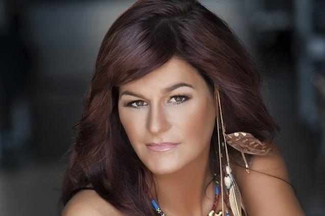 Andrea Berg veröffentlicht Anfang April ihre CD Seelenbeben. Als erste Single präsentiert sie Diese Nacht ist jede Sünde wert. Andrea Berg