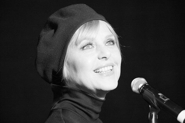 100 Prozent Brigitt: ohne Plattenfirma, mit eigenen Texten und Kompositionen hat die Sängerin ihr Schicksal selbst in die Hand genommen. Brigitt Vorgestellt