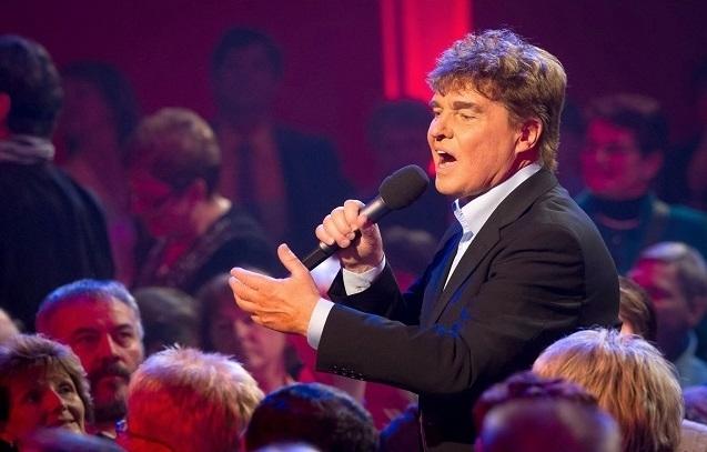 Frank Schöbel feiert im MDR Fernsehen zusammen mit seinen Fans, Freunden und Wegbegleitern sein Bühnenjubiläum. Frank Schöbel TV