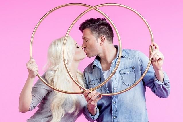 Eine Hochzeit zu planen ist ganz schön anstrengend und es muss eine Menge organisiert werden. SchlagerPlanet hat für Euch alle Infos zur Traumhochzeit des Jahres! Daniela Katzenberger Hochzeit