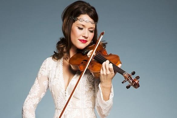 In der Fraanziska Wiese Biografie findet Ihr alle Infos zum Leben, der Musik und den aktuellen Projekten der Sängerin. Franziksa Wiese Wiki