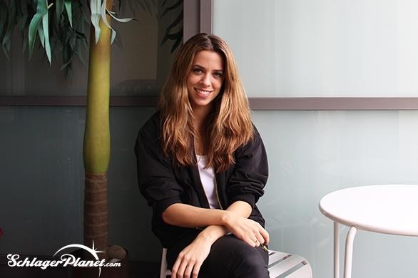 Vanessa Mai wird in der nächsten Staffel DSDS nicht mehr Teil der Jury sein. Nun erklärt sie auch warum. Vanessa Mai DSDS Dieter Bohlen