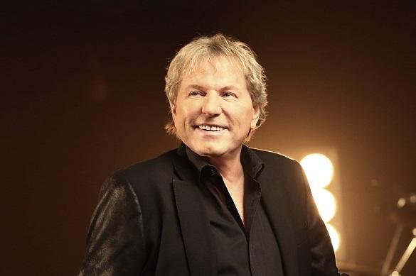 Bernhard Brink hat heute Abend wieder die besten Hits aller Zeiten und Besuch von Nicole und Andrea Jürgens. Bernhard Brink i Die besten Hits aller Zeiten MDR