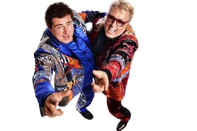 Das Duo Olaf und Hans veröffentlicht heute das Debütalbum Schmerzfrei mit 15 Party-Tracks. Olaf und Hans