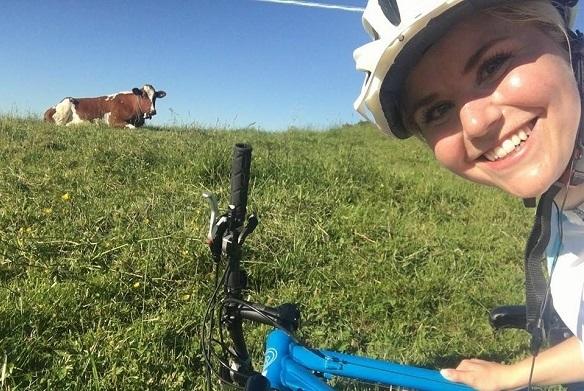 Beatrice Egli genießt ihre freie Zeit auf dem Bike. Sommer Schlager