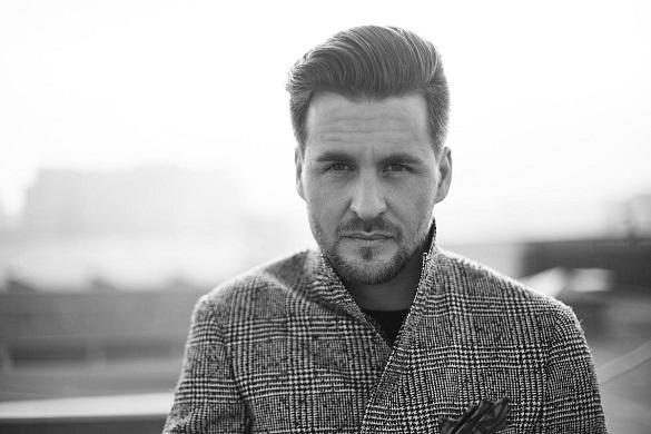 Am Sonntag ist Alexander Klaws während einer Show zusammengebrochen. Alexander Klaws Zusammenbruch