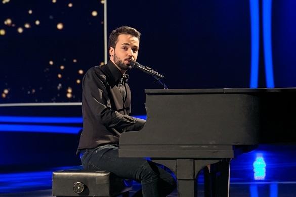Muss man heutzutage als Schlagerstar ein Multi-Instrumentalist sein? Schlagerstars Instrumente