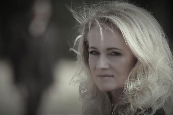 Nicole mit ihrer neuen Single Zerrissenes Herz aus ihrem akutellen Album Traumfänger. Nicole neue Single