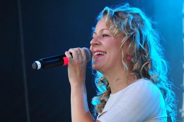 Sabrina Klüber präsentierte auf dem SchlagerOlymp ihre Single 1000 Tränen. Sabrina Klüber SchlagerOlymp