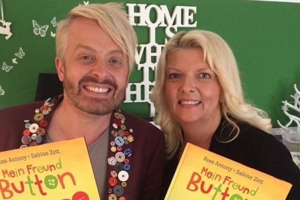Am 17.10.2016 erschien Ross Antonys Kinderbuch. Für den Schlagerstar hat sich damit ein Traum erfüllt. Ross Antony Veröffentlichung Kinderbuch