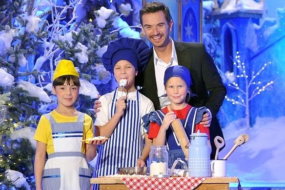 Florian Silbereisen empfängt heute Abend wieder feierlich das Friedenslicht und läutet damit die Adventszeit ein. Florian Silbereisen Adventsfest 2016