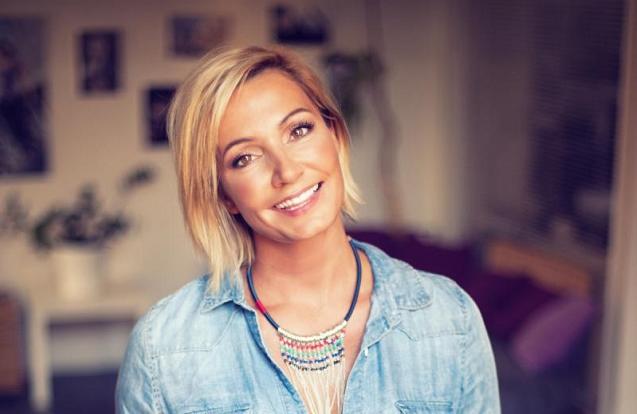 Einfach Spitze! Tanja Lasch begeistert ihre Fans mit emotionalen und intelligenten Texten. Tanja Lasch Herzkino