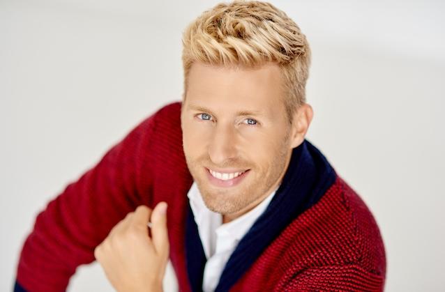 Maximilian Arland weckt mit seiner neuen Single "Liebe in sicht" nicht nur die Tanzlust, sondern tanzt bei "Let's Dance 2017" auch selbst bei RTL mit. Maximilian Arland Single Album Let's Dance