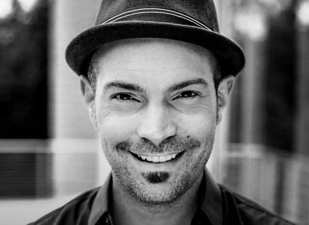 Eine echter Ausnahme-Künstler! Roger Cicero eroberte mit seinem deutschsprachigen Swing ganz Deutschland. Roger Cicero Glück ist leicht