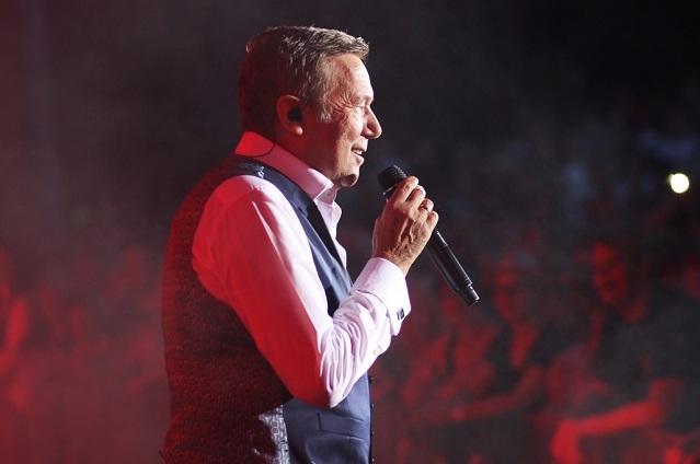 Das RBB Fernsehen zeigt am 31.03.2017 „Die schönsten Liebeslieder der 80er Jahre“ mit Liedern von Roland Kaiser. Roland Kaiser