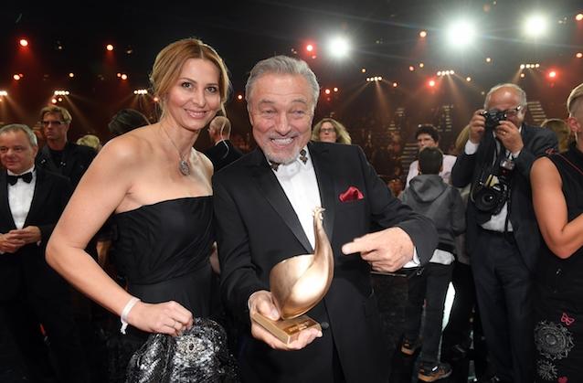 Karel Gott mit seiner Frau Ivana bei der „Goldenen Henne 2017“.