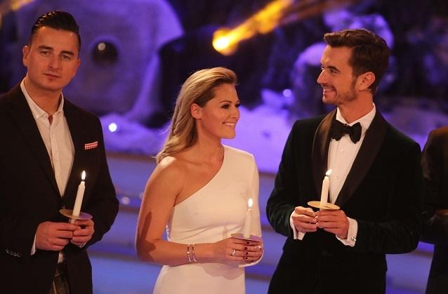 Andreas Gabalier, Helene Fischer und Florian Silbereisen trafen sich 2016 beim „Adventsfest der 100.000 Lichter“. Auch 2017 können wir die Stars bei zahlreichen Weihnachtsshows im TV sehen.