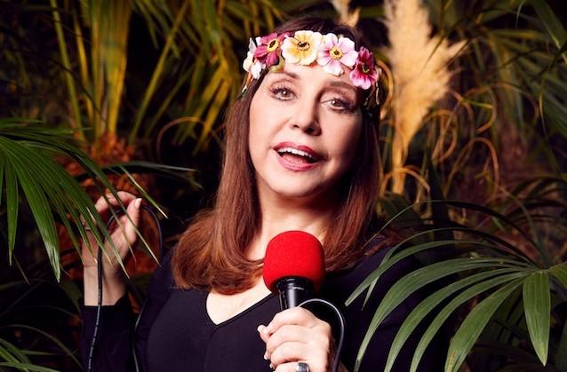 Ob Schlagersängerin Tina York auch im Dschungel singen wird? Ob Schlagersängerin Tina York auch im Dschungel singen wird?