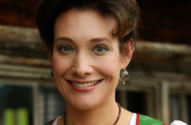 „Musikantentreffen in Passau“! Das BR Fernsehen zeigt am 18. Februar mit Elisabeth Rehm die Musik-Unterhaltung. Elisabeth Rehm