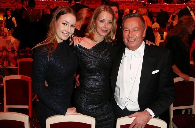 Roland Kaiser, Silvia und Tochter Annalena auf dem Semper-Opern Ball 2018 in Dresden.