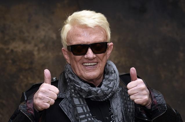 Nach mehr als 50 Jahren auf der Bühne will Heino seine Karriere beenden. Heino geht mit neuem Album auf Abschieds-Tour.