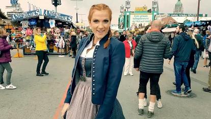 Anni Perka zum ersten Mal auf dem Münchener Oktoberfest. 