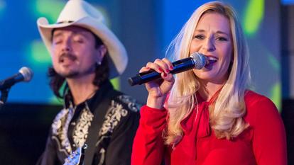 Stefanie Hertel und Lanny Lanner beim Deutschen Tierschutzpreis 2018.