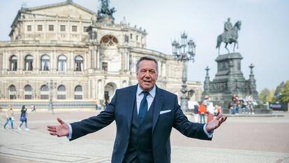 Roland Kaiser präsentiert den Semperopernball 2020 aus Dresden.