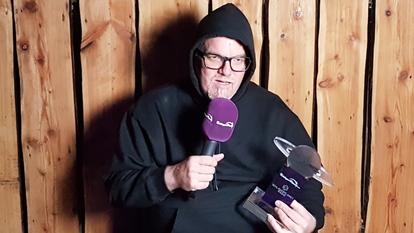 DJ Ötzi mit seinem Schlagerplanet-Award in Bad Segeberg. 