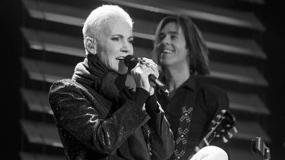 Marie Fredriksson und Per Gessle als Roxette in Dresden im Jahr 2015. 